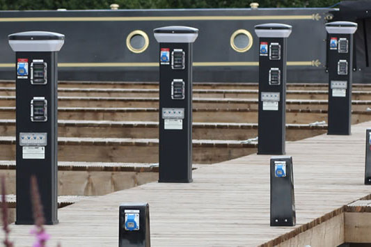 Stromsäulen für Marine von CamperClean